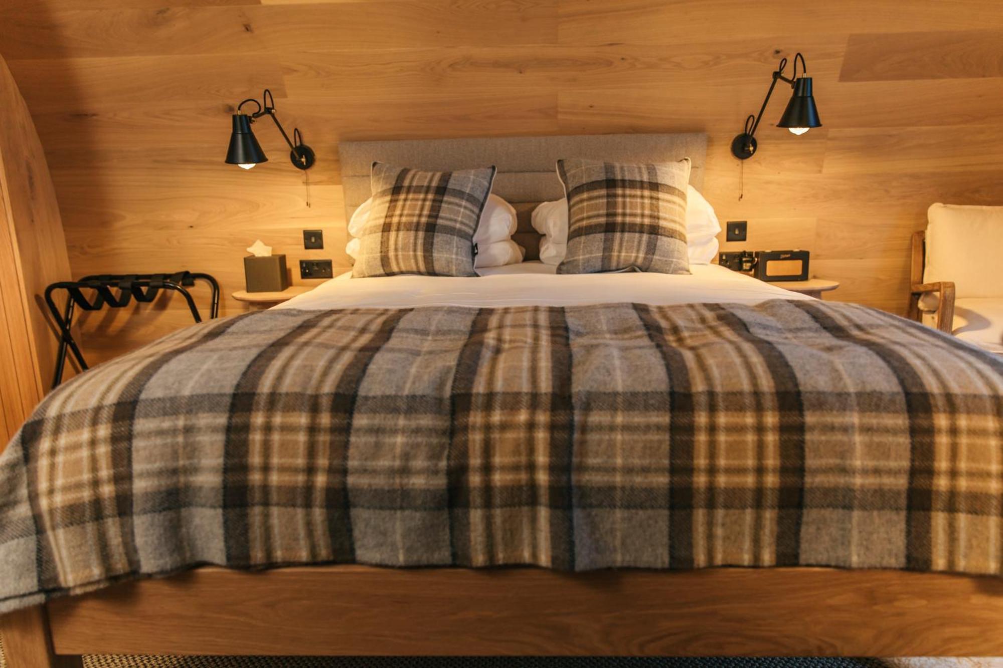 Bracken Hide Hotel Portree Bagian luar foto